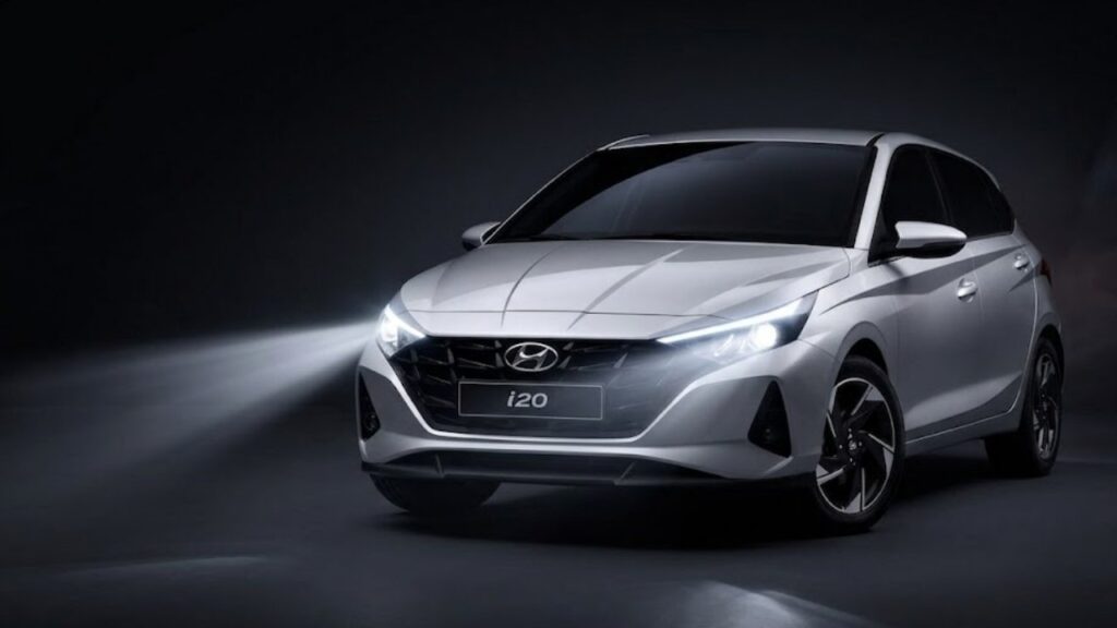 Hyundai i20 Facelift Seen Testing