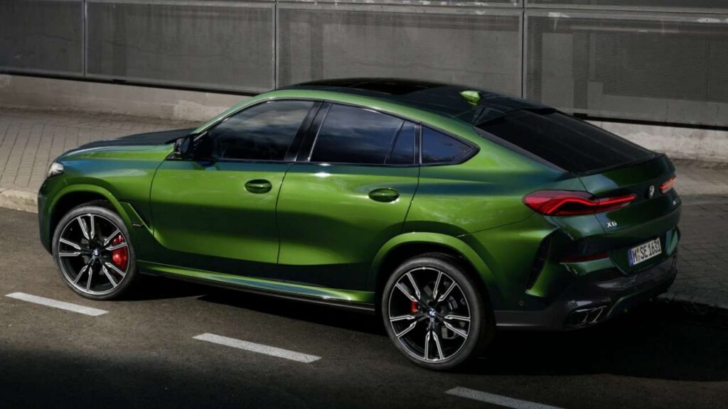 BMW X6 M60i