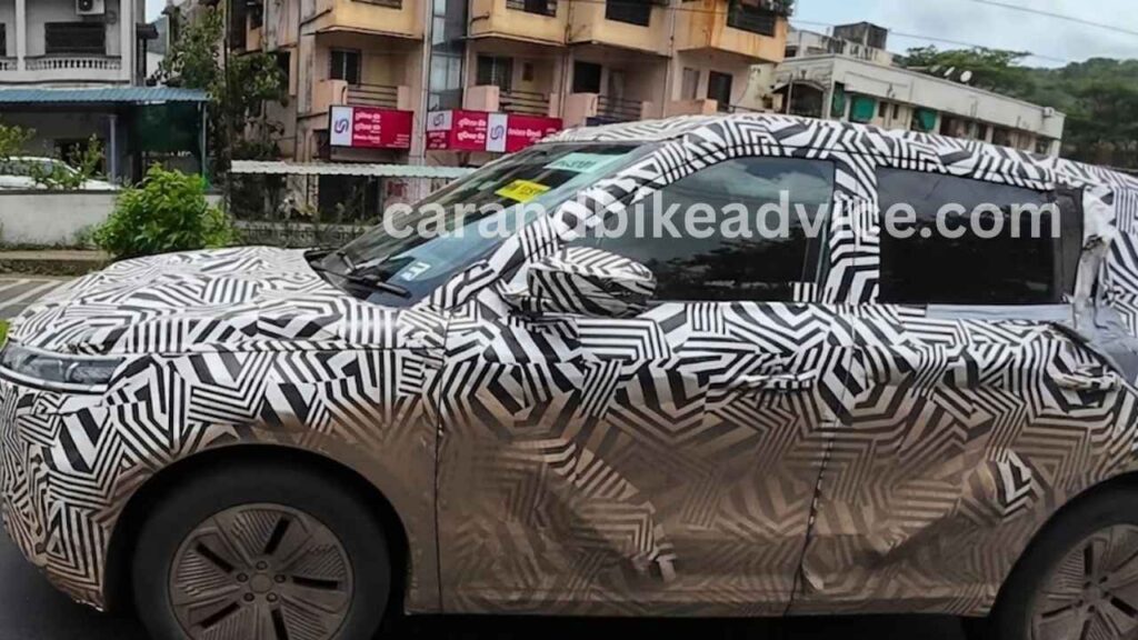 JSW Chery Jaecoo J5 Petrol Hybrid SUV Side View