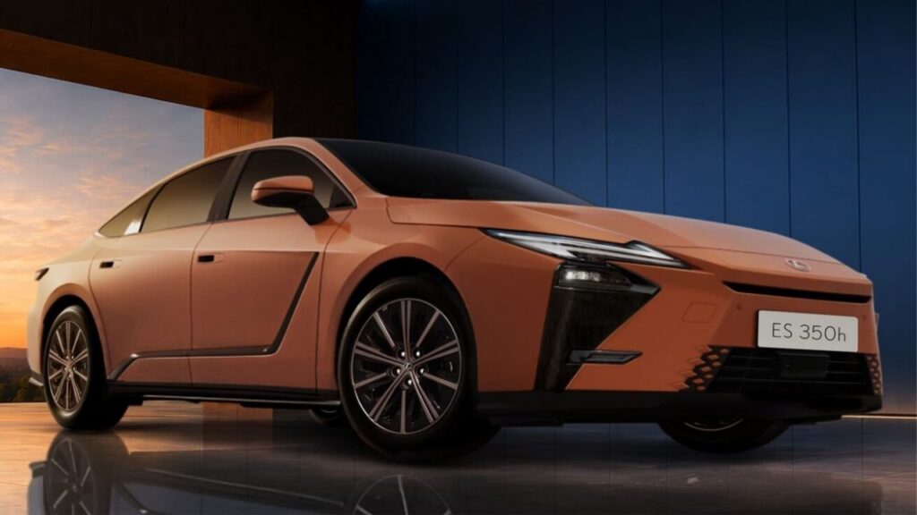 New Lexus ES 350h Hybrid Sedan Launched