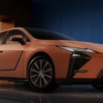 New Lexus ES 350h Hybrid Sedan Launched